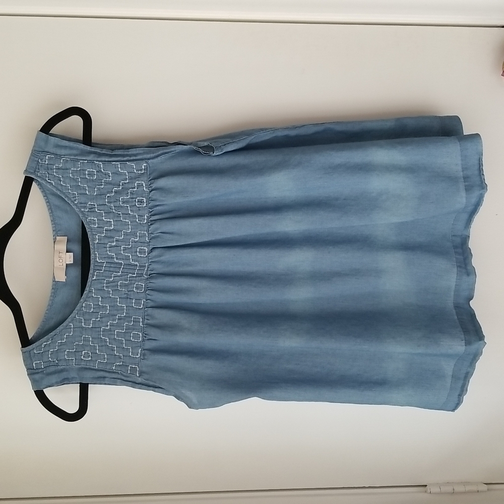Loft blue sleeveless top
